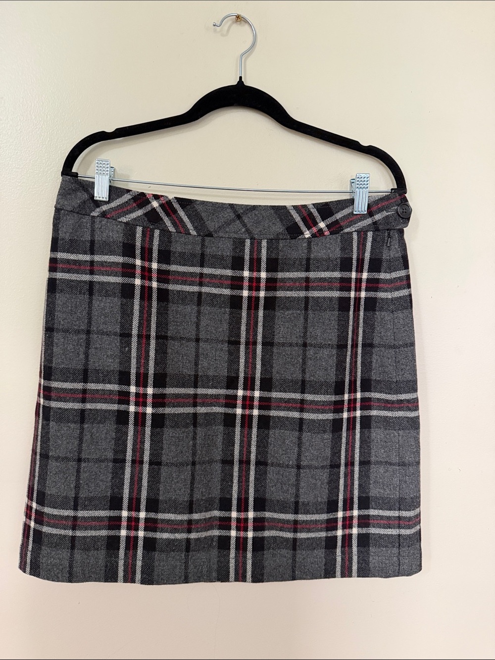 Eddie Bauer Gray Plaid Mini Skirt with Red Accents
